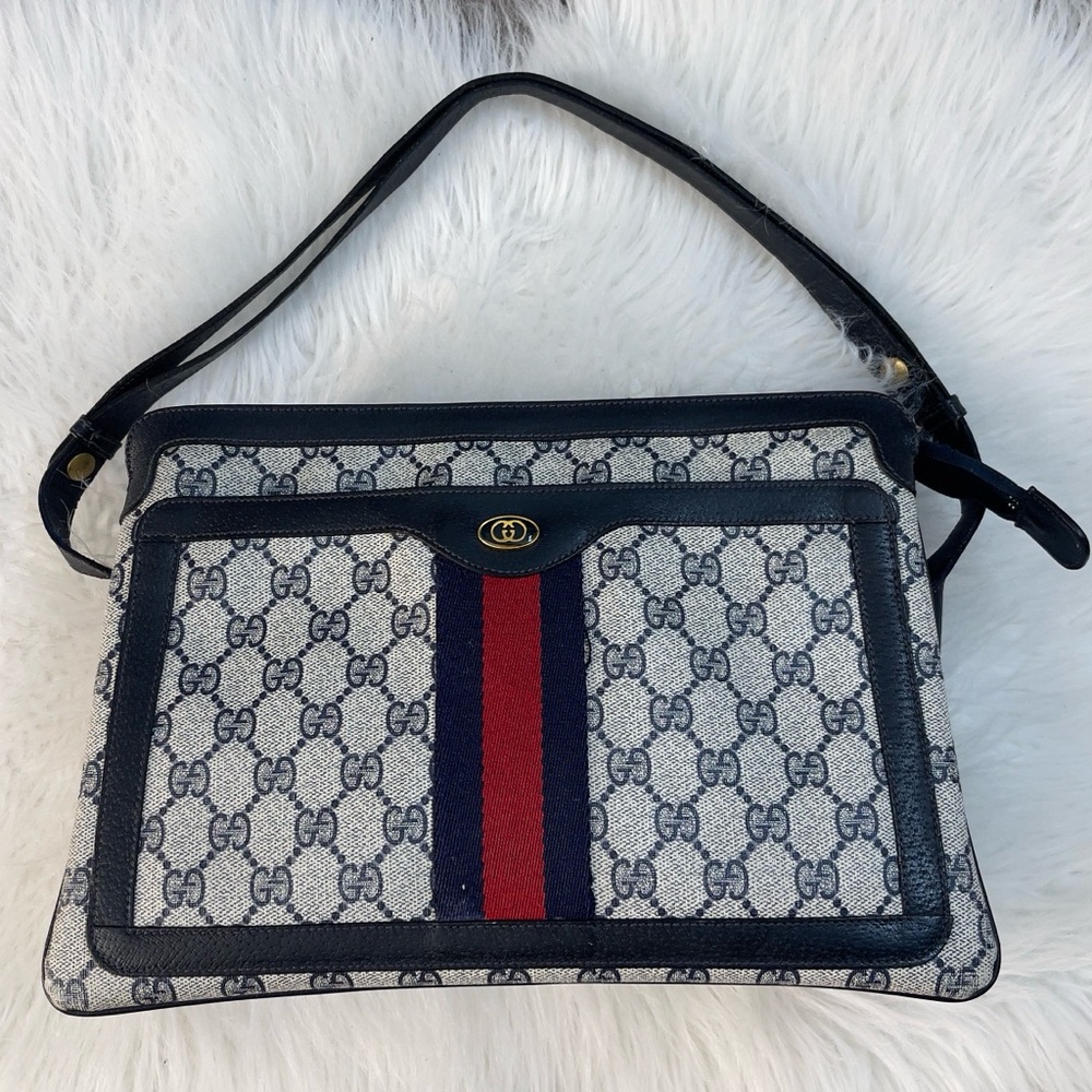 Gucci Women's Navy and Crimson Shoulder Bag